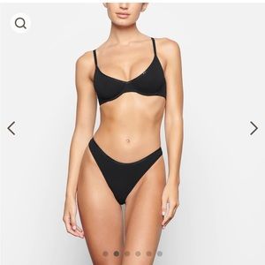 SKIMS Cotton Logo Underwire Demi Bra. BNWT